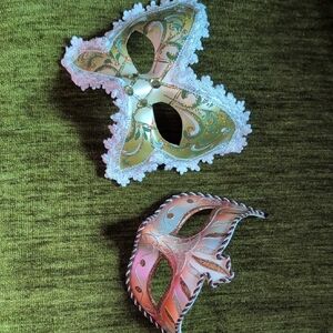 Elegant Masquerade Masks with Lace Trim